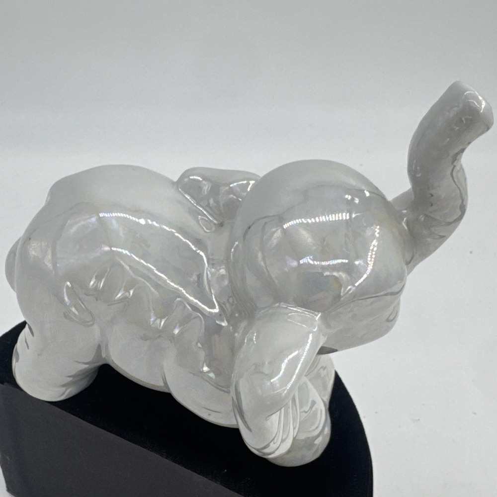 Baby Elephant Ceramic Iridescence Color Figurine 4.5" Tx5.5" L Pearlescent Sheen - Picture 8 of 11